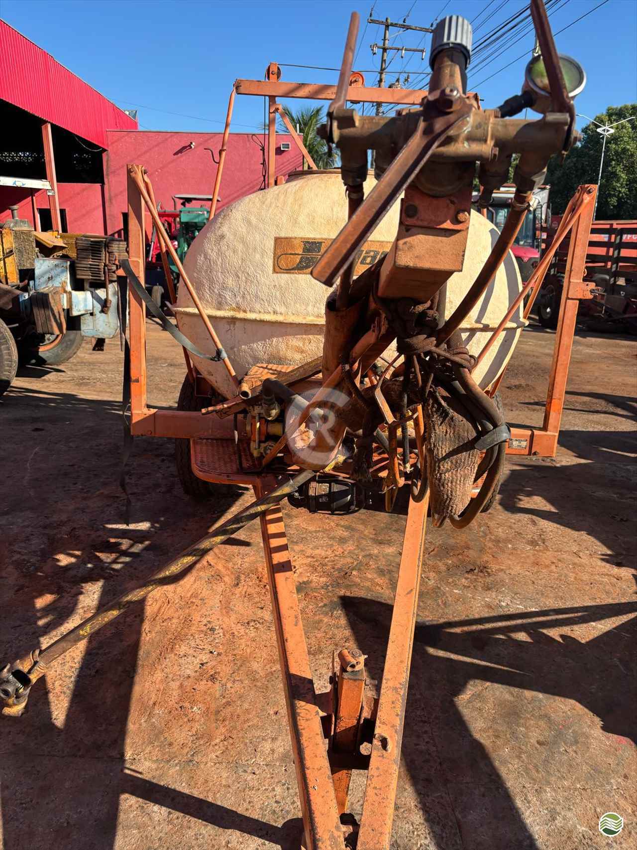 PULVERIZADOR JACTO CONDOR PECUÁRIA Arrasto CR Máquinas Agrícolas CASSILANDIA MATO GROSSO DO SUL MS